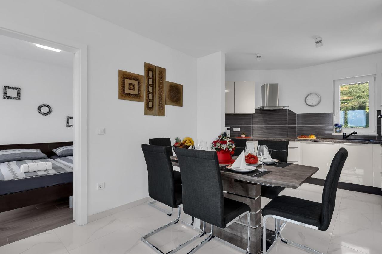 Apartment Navis, Sea View マカルスカ エクステリア 写真