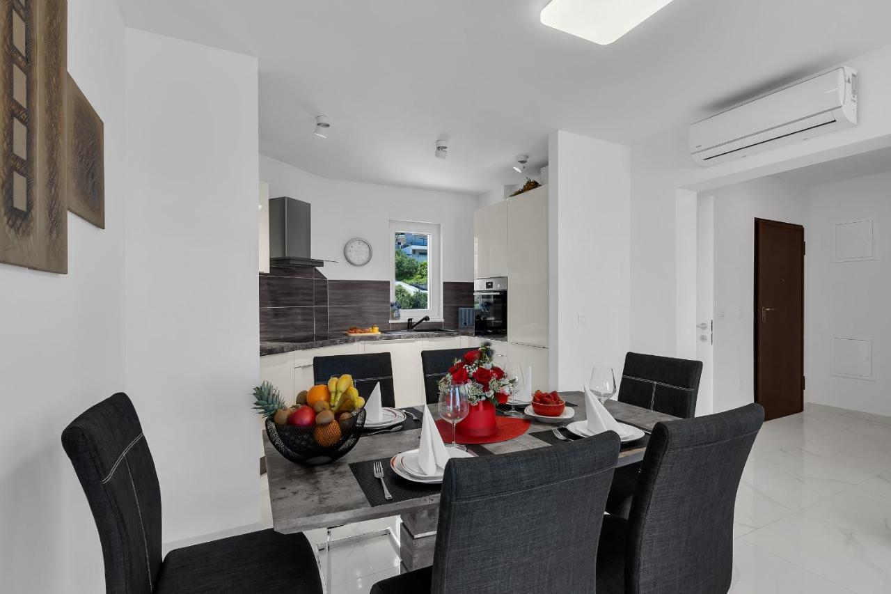 Apartment Navis, Sea View マカルスカ エクステリア 写真